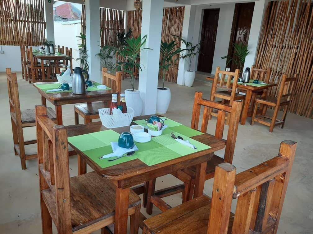 Tropicana Kendwa Beach Hotel Exterior photo